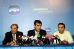 de izq. a der.  Herrero, Rom&aacute;n y Carnicero